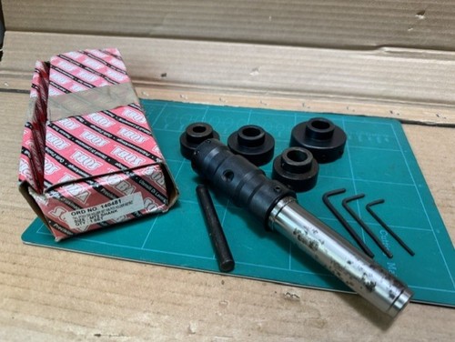 Tailstock die holder - holder, for